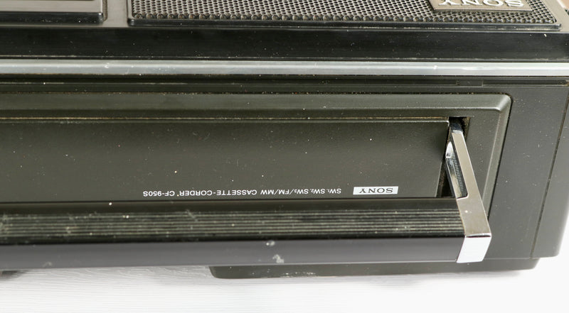 Tested & Functional: Sony CF-950S Cassette Recorder & World Band Receiver (1976)