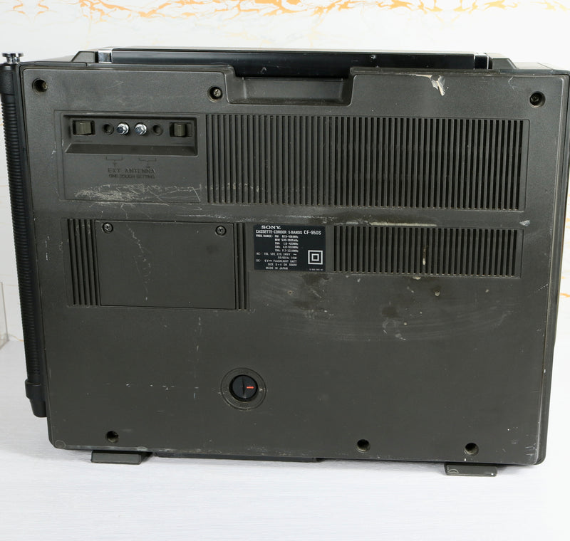 Tested & Functional: Sony CF-950S Cassette Recorder & World Band Receiver (1976)