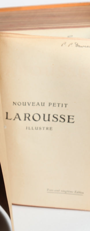 Nouveau Petit Larousse Illustré (1942)